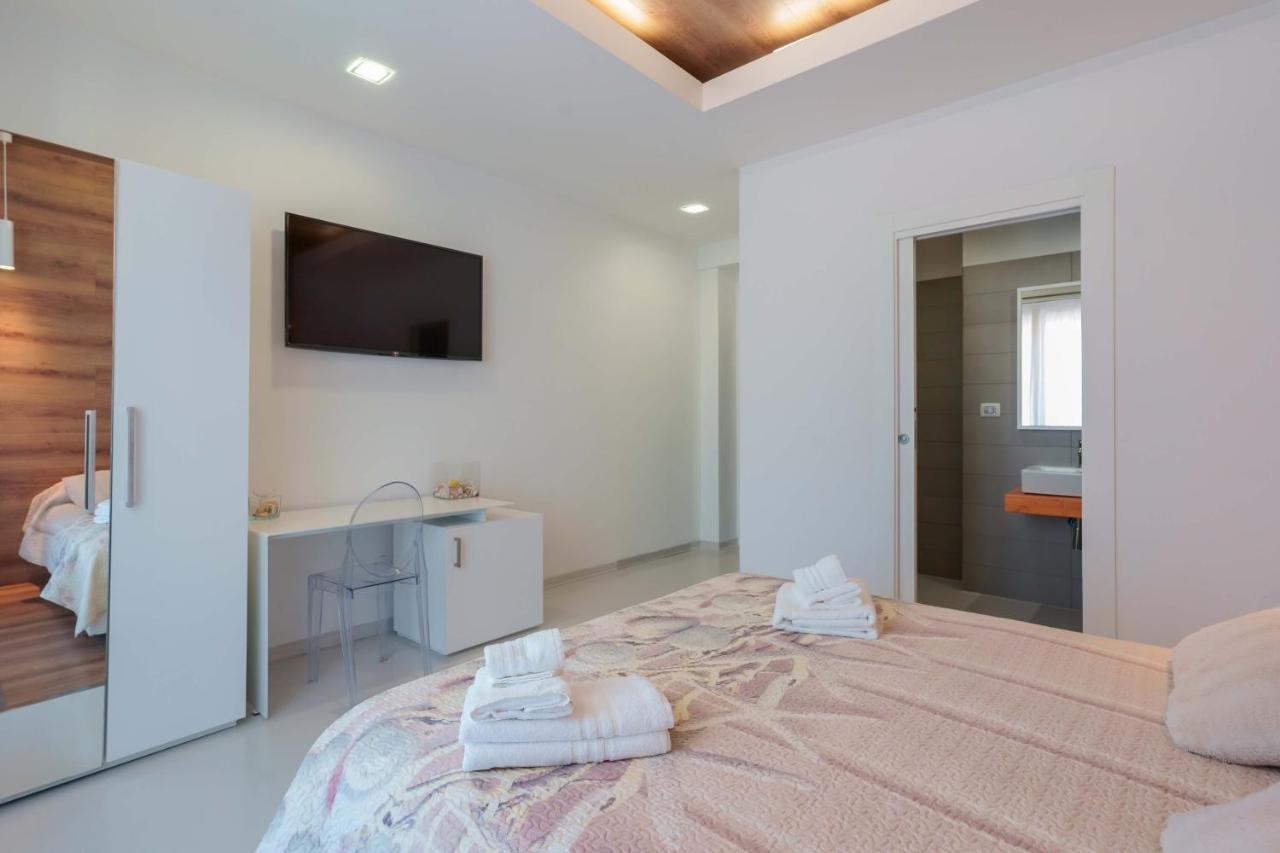 Lumiere Rooms - Eja Sardinia Cagliari Eksteriør billede