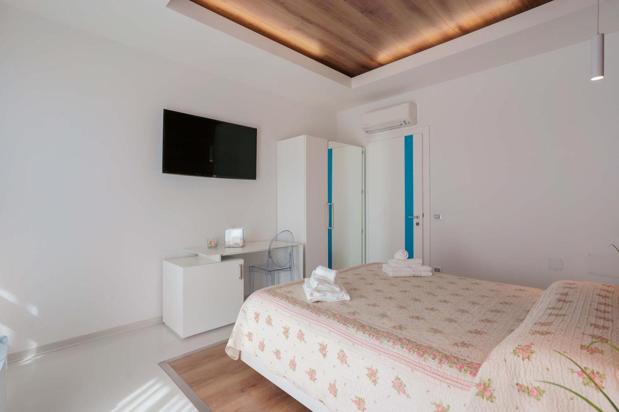 Lumiere Rooms - Eja Sardinia Cagliari Eksteriør billede